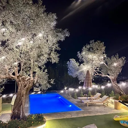 Vista Villa