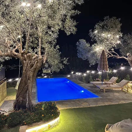 Vista Villa *