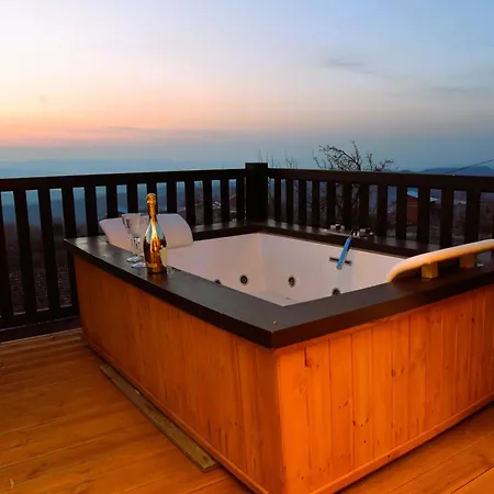 Villa Vista *
