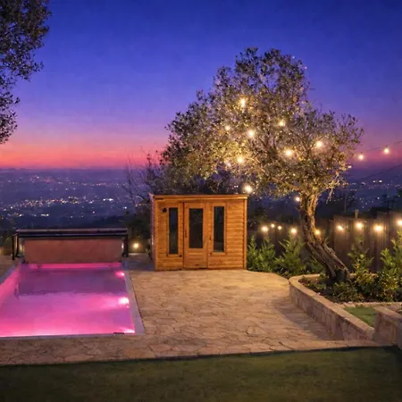 Villa Vista *