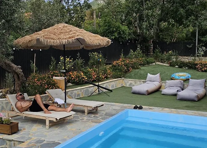 Vista Villa *